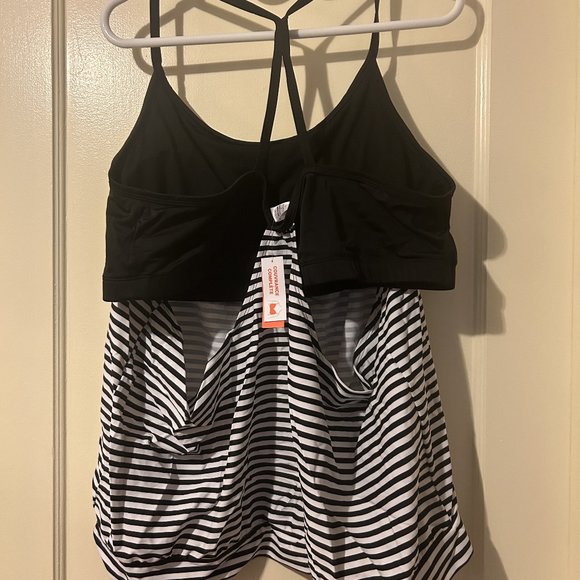 Joe Fresh, B&W tankini, size 2X - Picture 2 of 3
